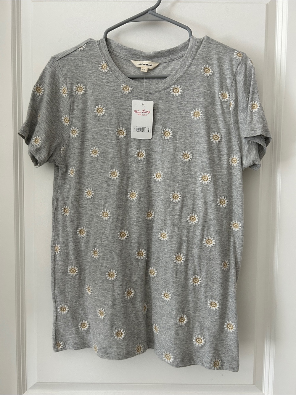 Lucky Brand Gray Short Sleeve Tee with Daisy Print